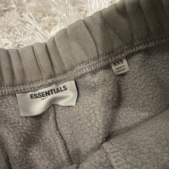 Essentials Sweat Shorts - Sz XXS - Picture 5 of 5